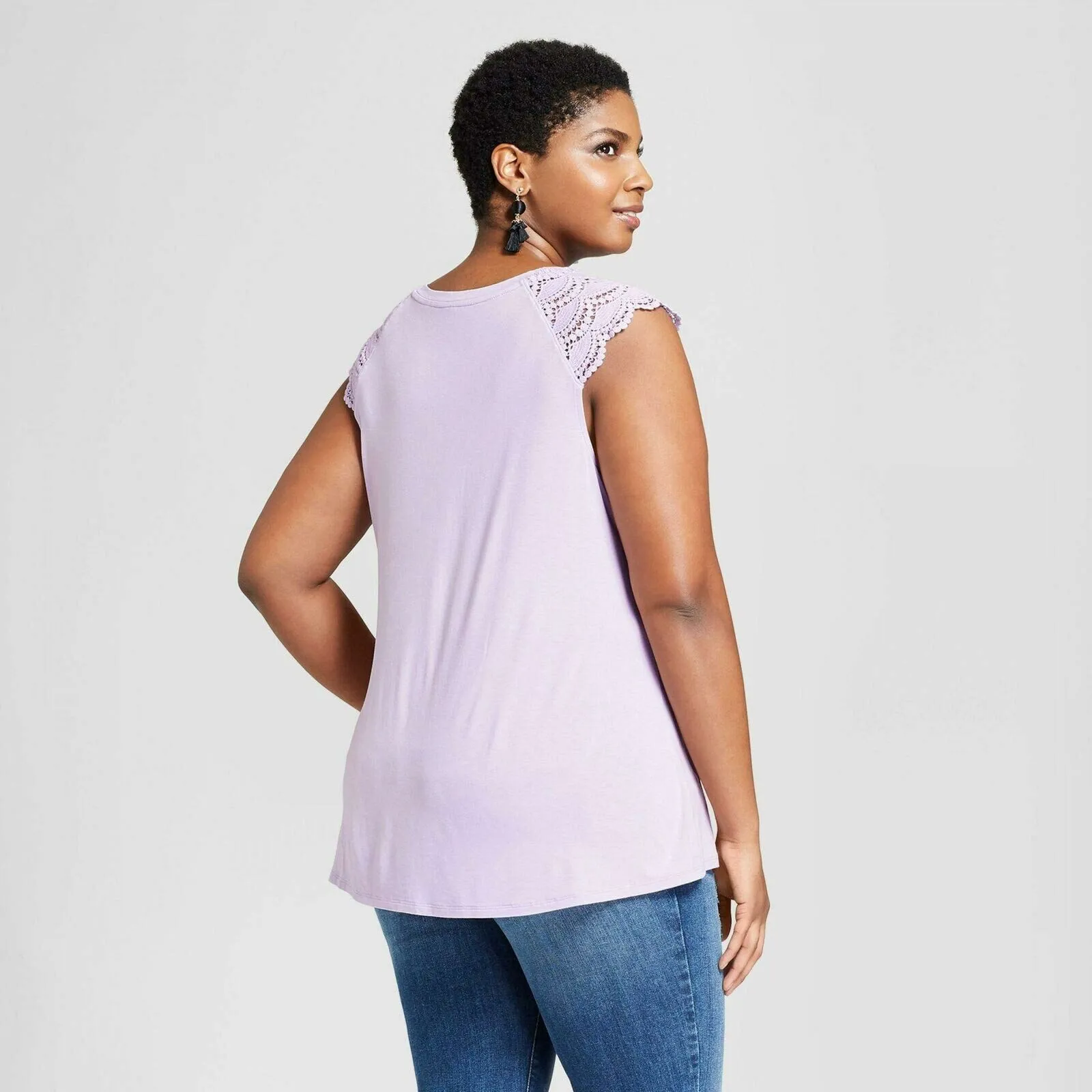 Ava & Viv Women's Plus Size Crochet Shoulder Sleeveless V-Neck T-Shirt