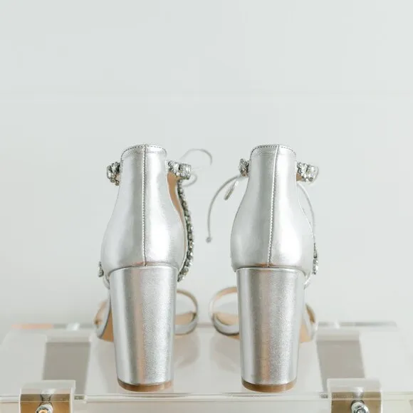 Badgley Mischka Thamar Silver Metallic 9 Women's Block Heels Platinum