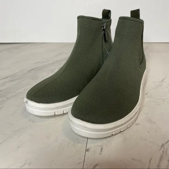 Blondo Florette Green Knit Chelsea Bootie 8 1/2M