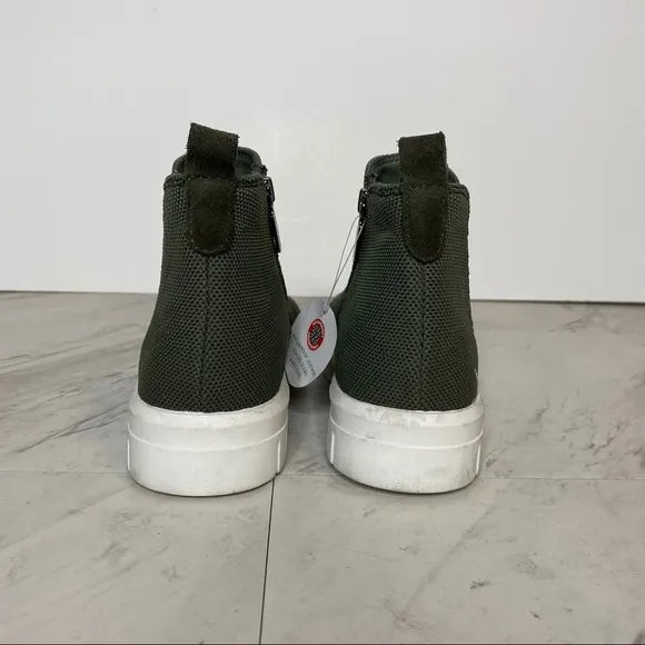 Blondo Florette Green Knit Chelsea Bootie 8 1/2M