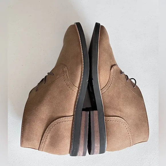 BRAND NEW - Hawker Rye Hirema Classic Chukka Men’s Shoe size 8