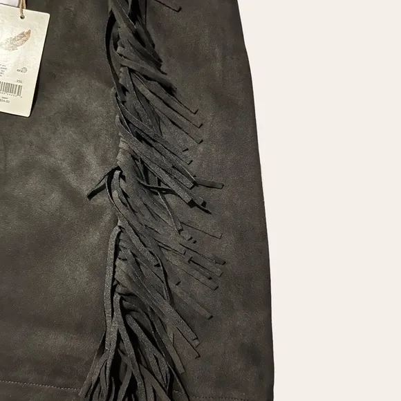 C&amp;v Chelsea &amp; Violet Suede Fringe Mini Skirt in Black
