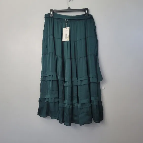 Chelsea &amp; Violet Holiday Skirt