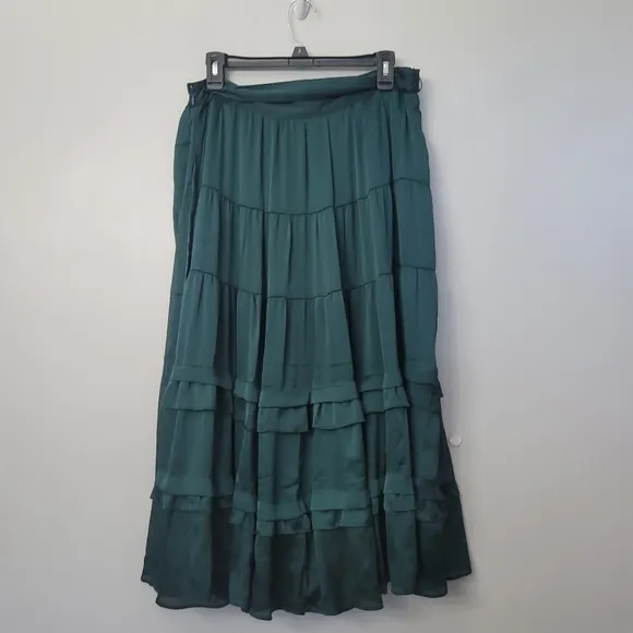 Chelsea &amp; Violet Holiday Skirt