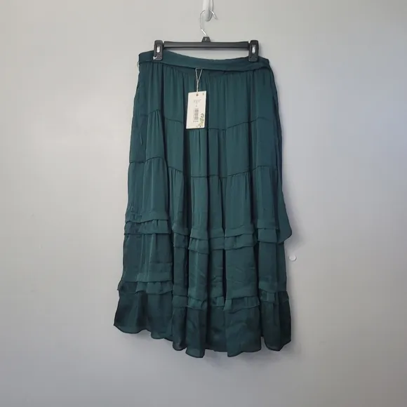 Chelsea &amp; Violet Holiday Skirt
