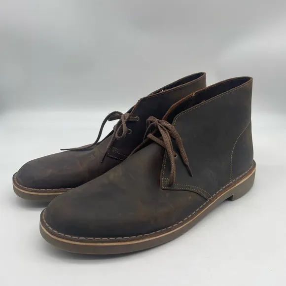 •CLARKS• Dark Brown Leather Bushacre 3 Chukka Boot