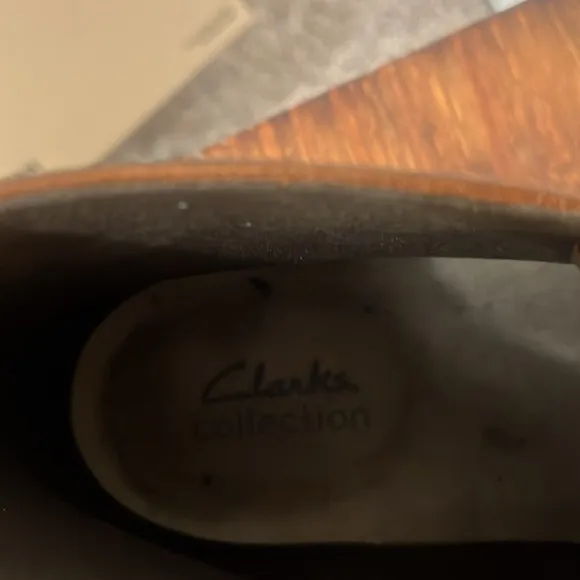 Clarks Men’s/Hommes Chukka boots new never worn