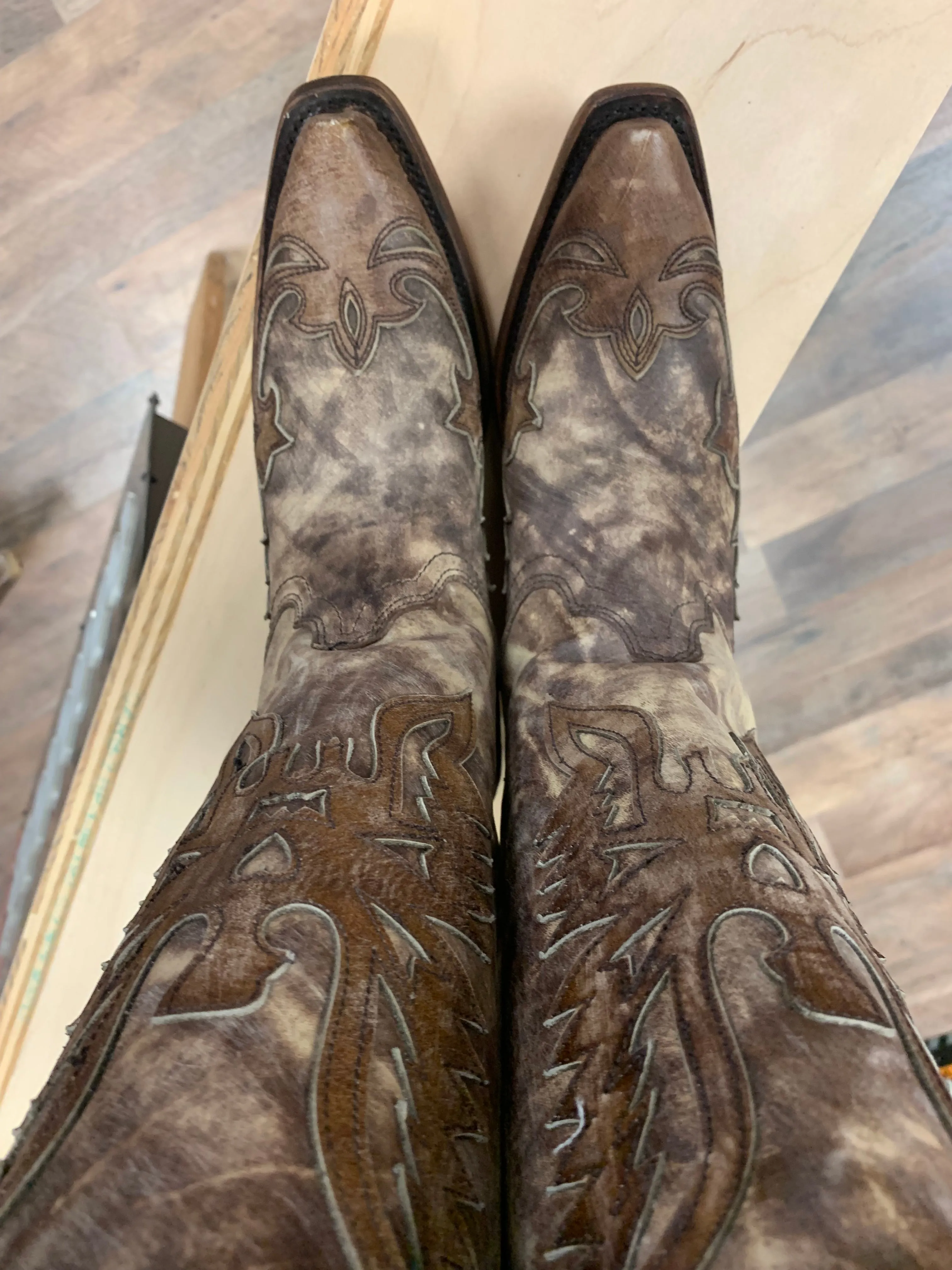 Corral Taupe Brown Eagle Overlay