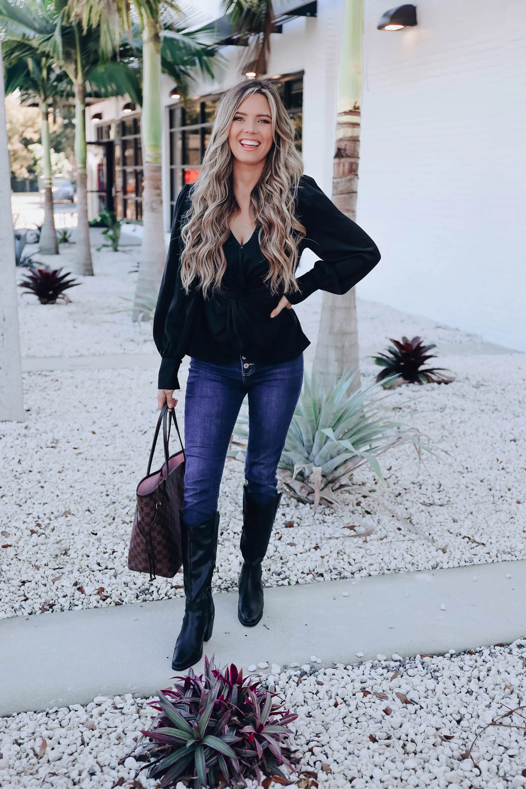 Don't Get It Twisted Blouse - Black