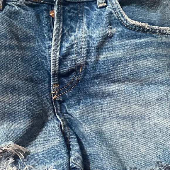 Free people Good Times Relaxed Shorts dark rinse size 28
