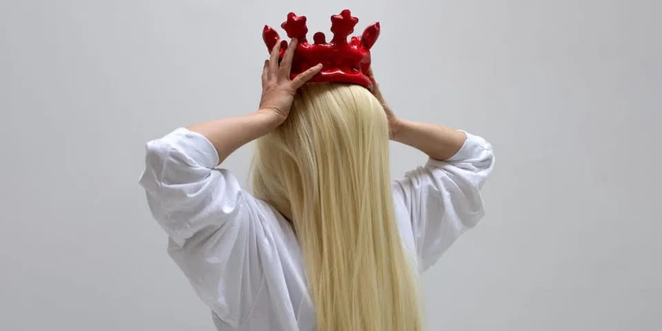 Inflatable Crown