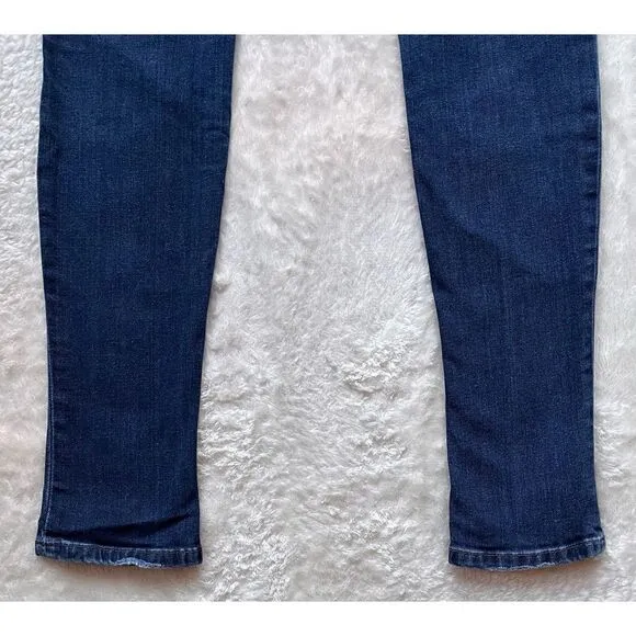 Joe's Jeans Skinny Chelsea Cut Emma Wash Denim, Size 26