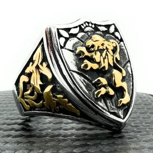 'Lion Rampant' Ring (#634)
