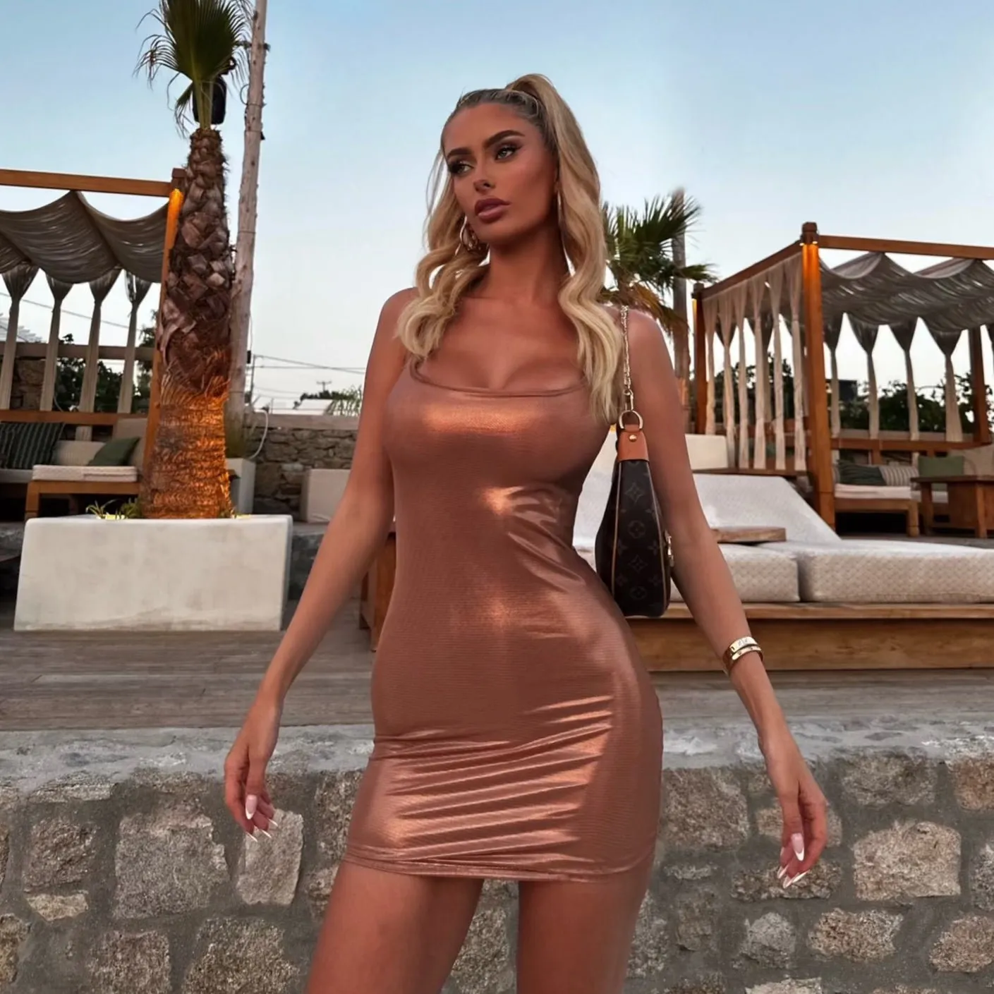 Liquid Bronze Mini