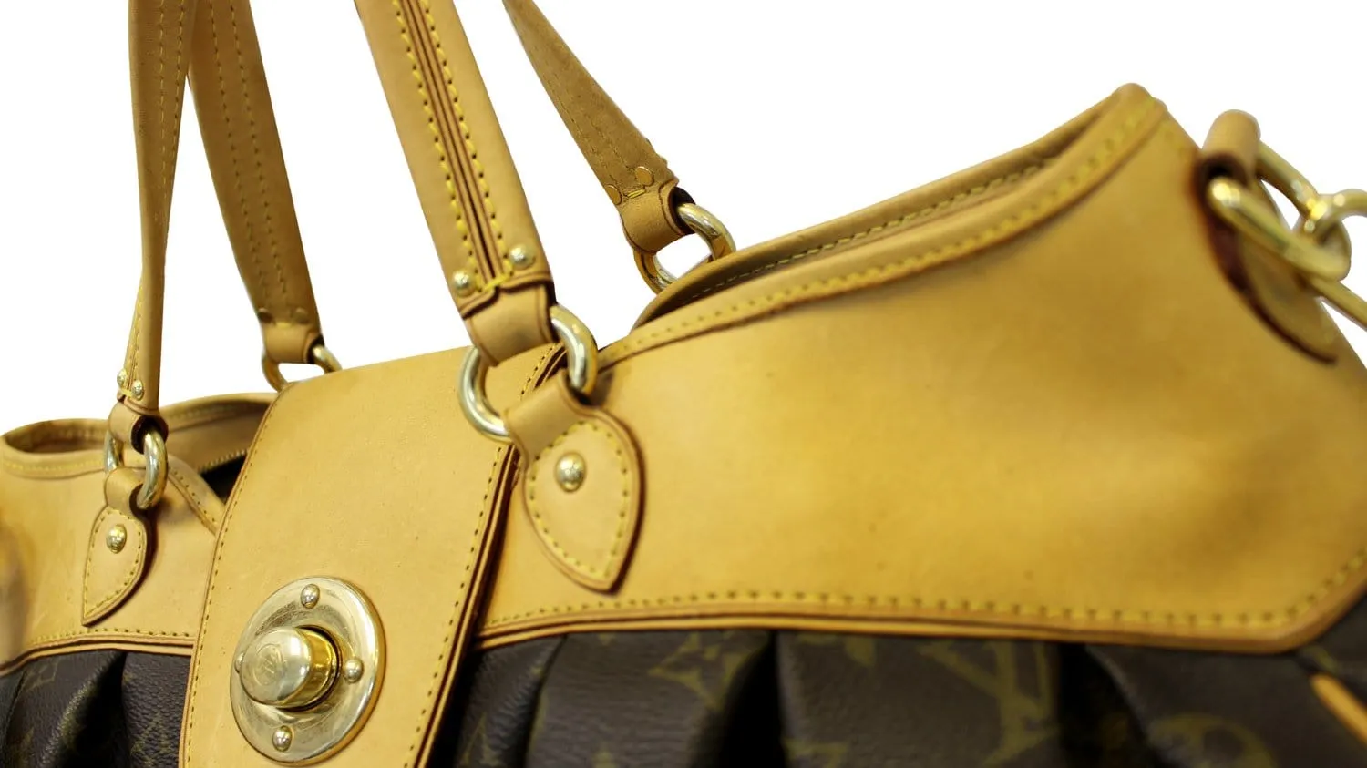 LOUIS VUITTON Monogram Boetie GM Shoulder Handbag