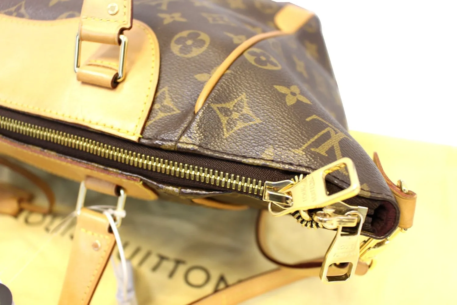 LOUIS VUITTON Monogram Canvas Estrela MM NM Shoulder Bag