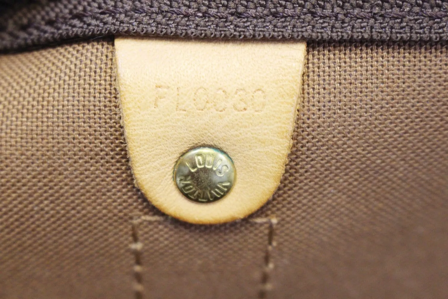 LOUIS VUITTON Monogram Canvas Keepall 60 Bandouliere Travel Bag