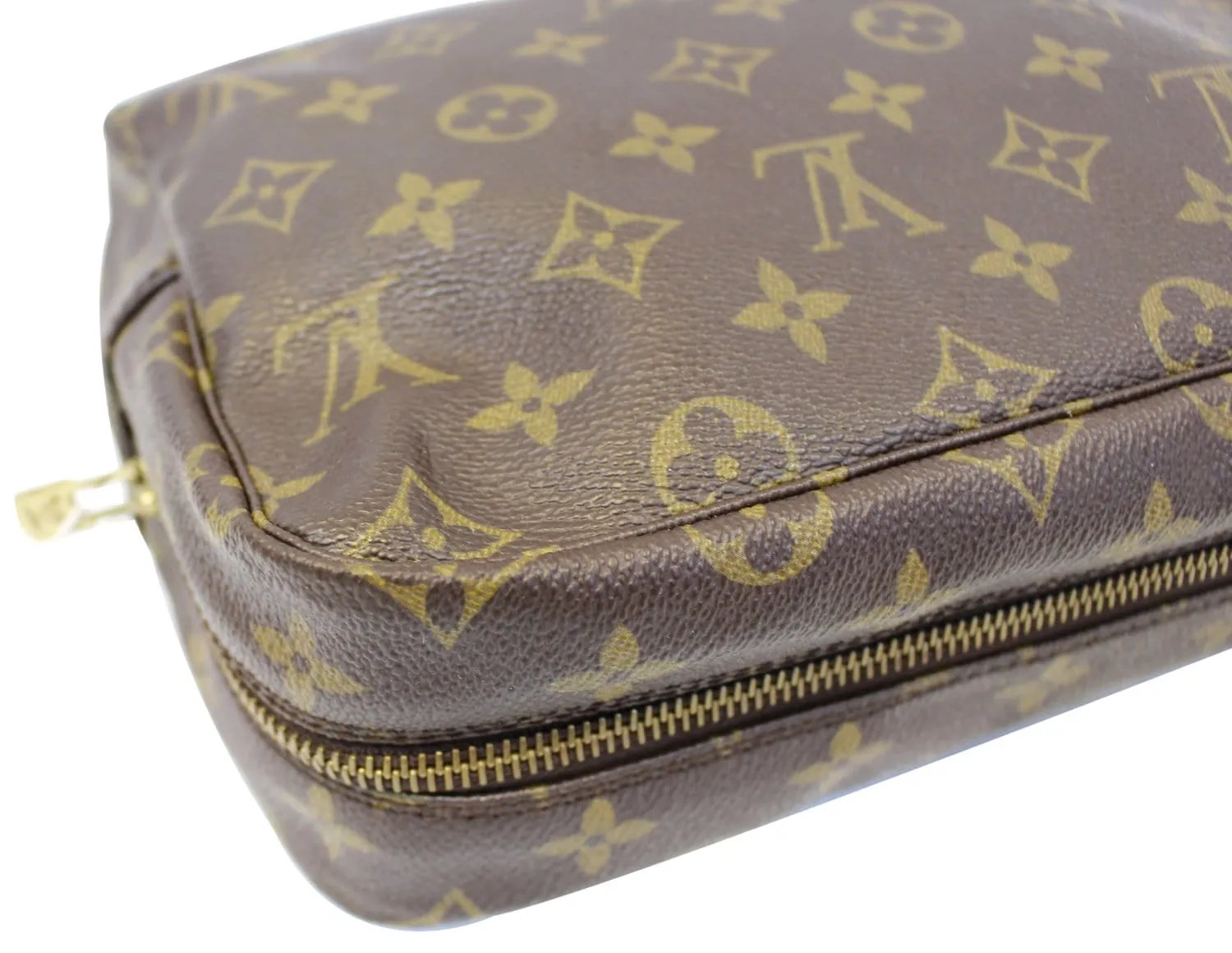 LOUIS VUITTON Monogram Canvas Trousse Toilette 28 Clutch