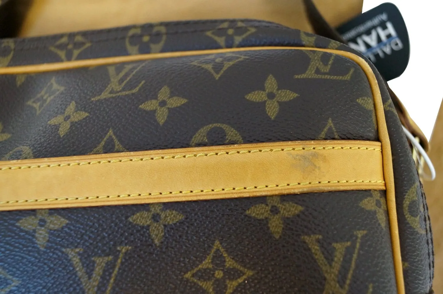 LOUIS VUITTON Monogram Reporter PM Shoulder Bag - Final Call