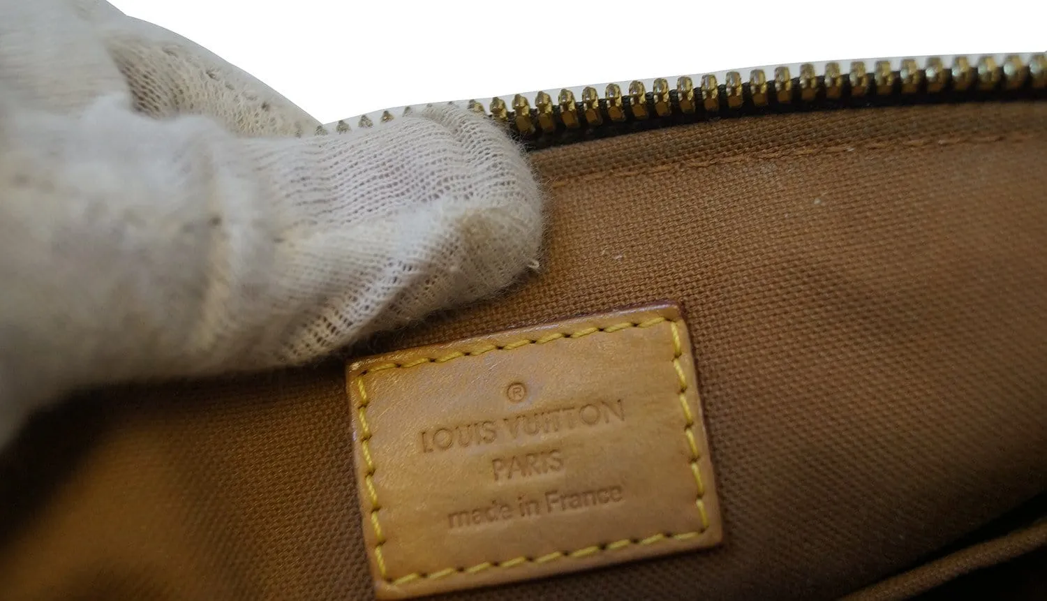 LOUIS VUITTON Monogram Tivoli PM Shoulder Handbag