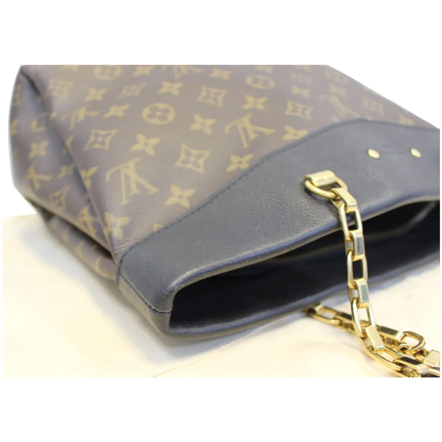 LOUIS VUITTON Pallas Chain Shopper Bag Monogram Canvas Brown