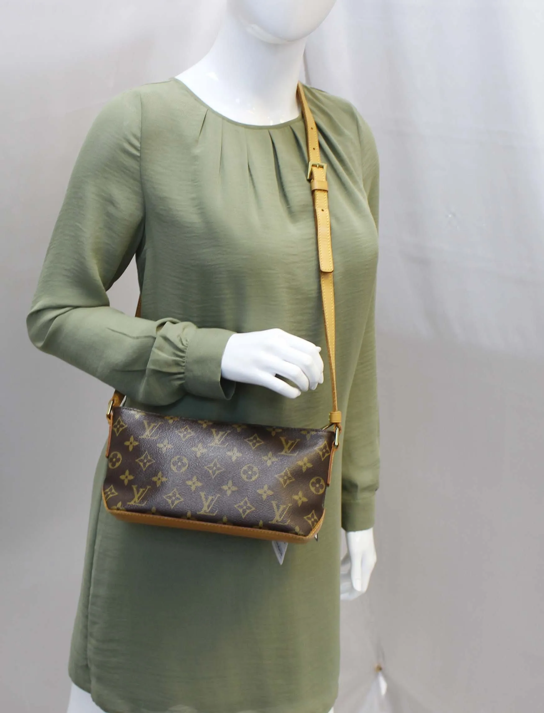 LOUIS VUITTON Used BagMonogram Canvas Trotteur Crossbody