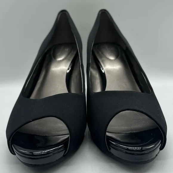 NEW Bandolino Rainaa Pump - Black - Size 8M