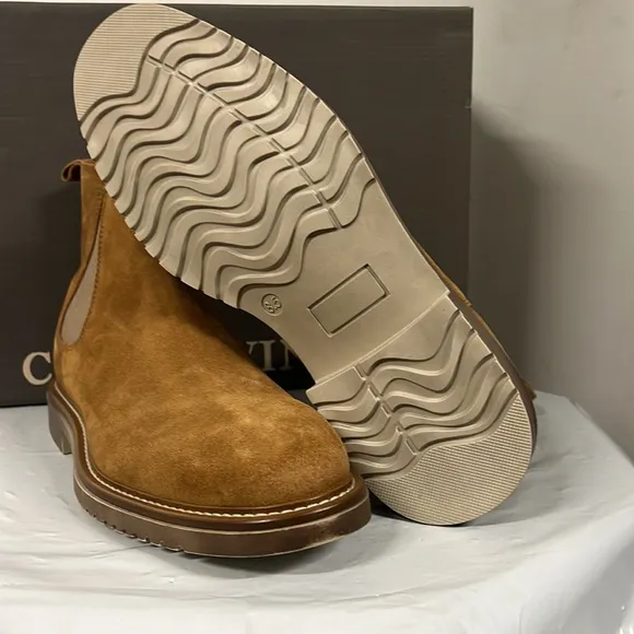 NIB - Crown Vintage CR-Dalmacio Chelsey Boot, Honey Suede - Size 8.5