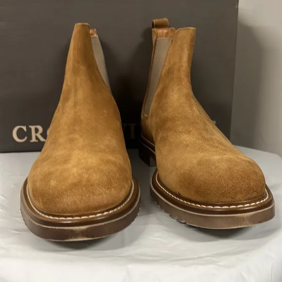 NIB - Crown Vintage CR-Dalmacio Chelsey Boot, Honey Suede - Size 8.5