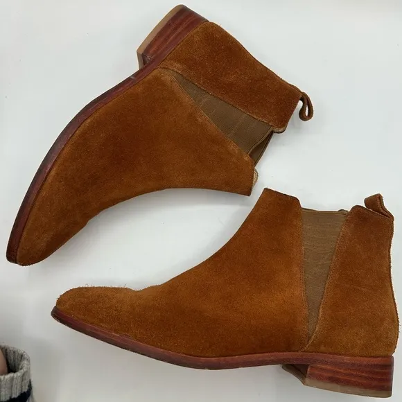 Nisolo Womens Nutmeg Suede &amp; Leather Chelsea Every Day Boots Booties Size 9