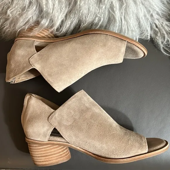 NWOB $149 Sofft Carleigh Comfort Shoes