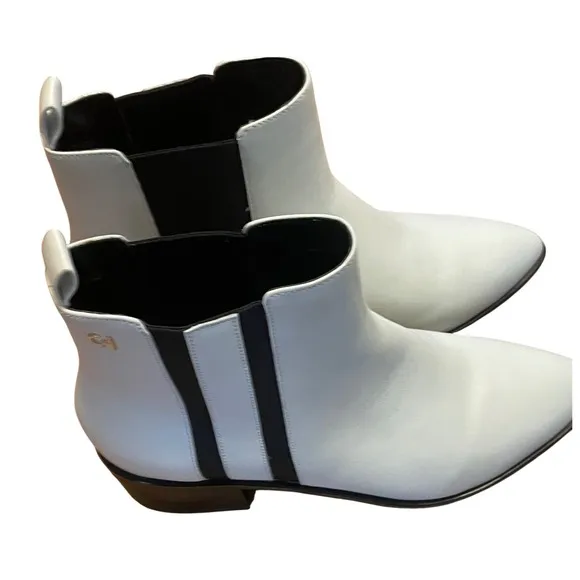 NWOB Cole Haan Valorie Chelsea bootie cream women's 9.5