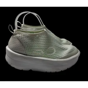 OOFOS Women's Mesh Upper OOmega Chukka Shoe Size 7