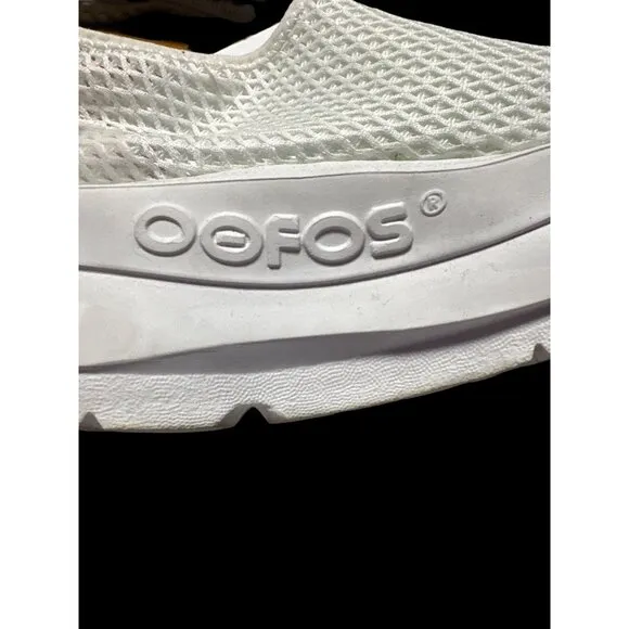 OOFOS Women's Mesh Upper OOmega Chukka Shoe Size 7