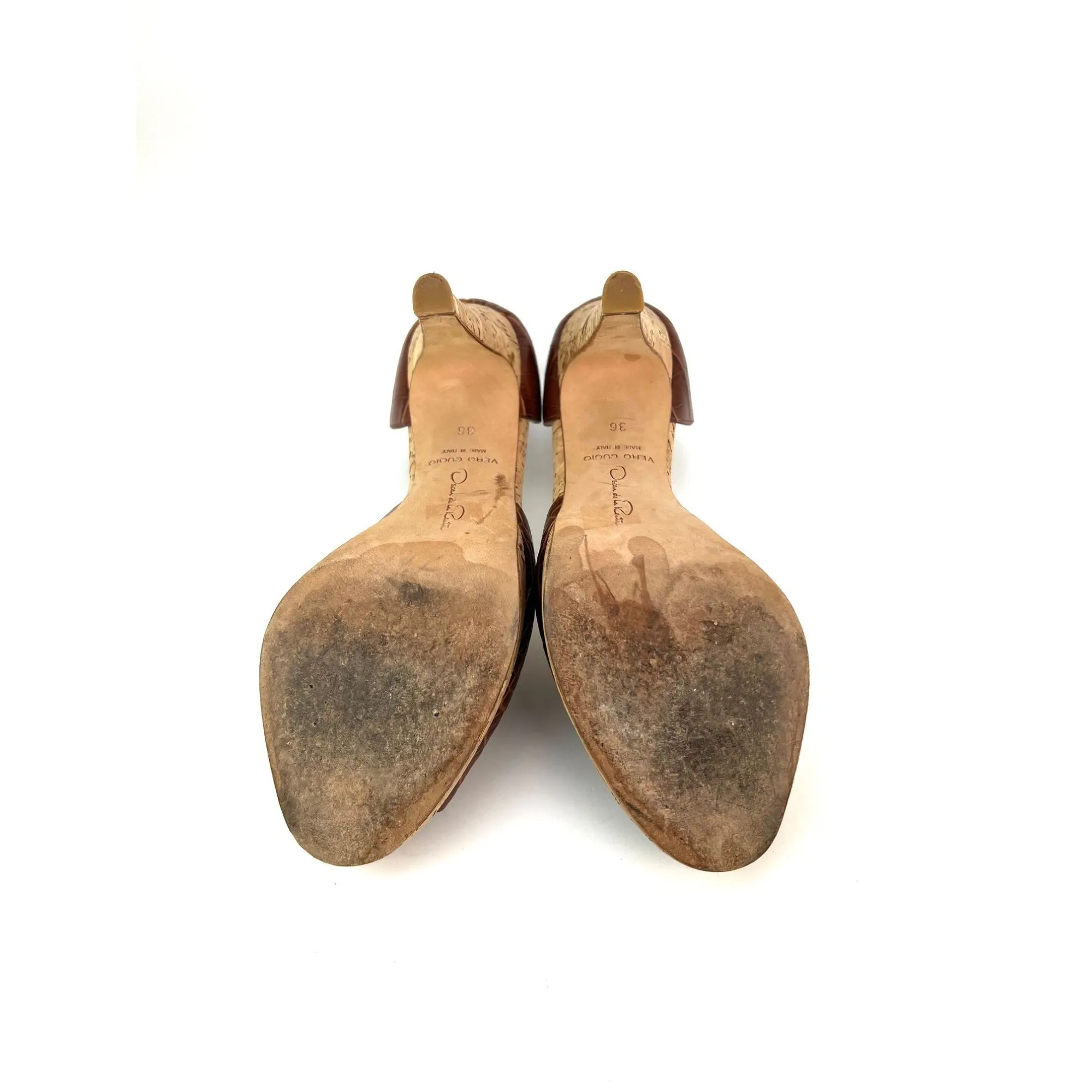 Oscar de la Renta Peep Toe Crocodile Cork Heel Shoe