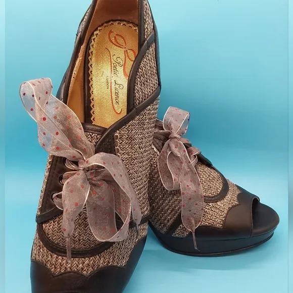 Poetic License‎ Stuck On You Peep Toe Laceup Heels