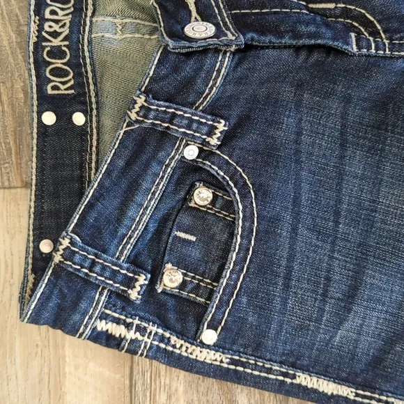 ROCK &amp; ROLL Cowgirl &quot;Rival Low Rise&quot; bootcut denim rodeo jeans 26x32L like new