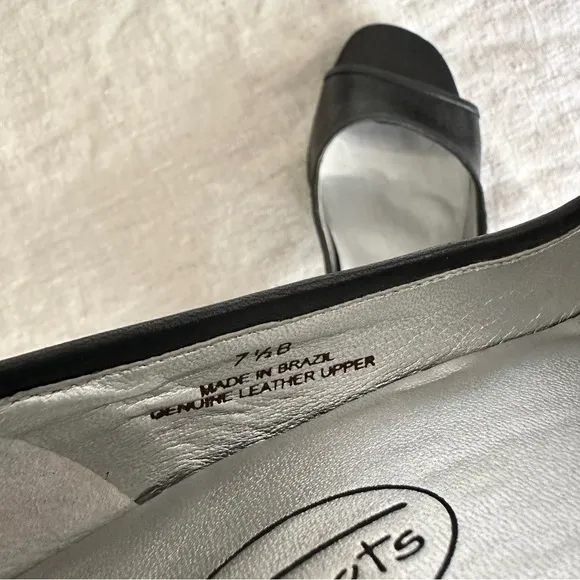 Talbots Black Leather Peep Toe Heels 7.5B