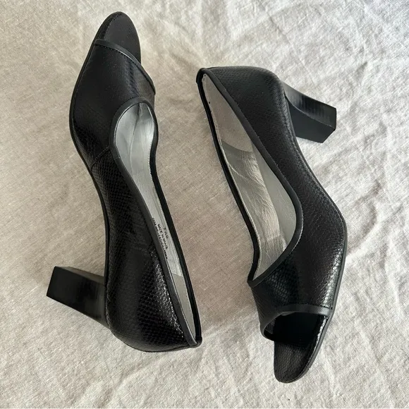 Talbots Black Leather Peep Toe Heels 7.5B