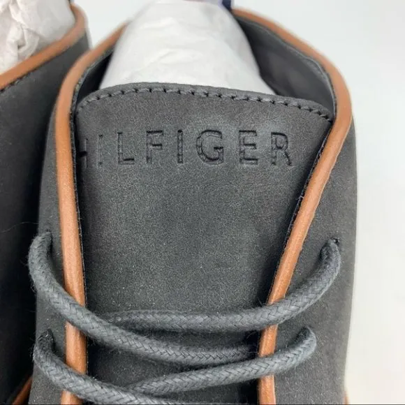 Tommy Hilfiger Men Morven2 Faux-Leather Chukka