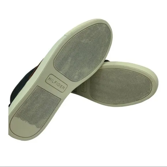Tommy Hilfiger Men Morven2 Faux-Leather Chukka