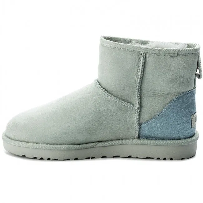 UGG AUSTRALIA Classic Mini II Metallic Iceberg Size 8