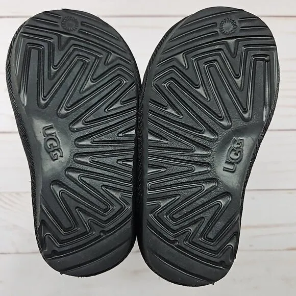 UGG Boots Black Toddler Size 6‎ Australia Classic II Graphic Kids 1112383T