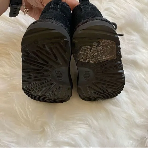 UGG Neumel Black Zip Chukka Boot Unisex Child Size 8