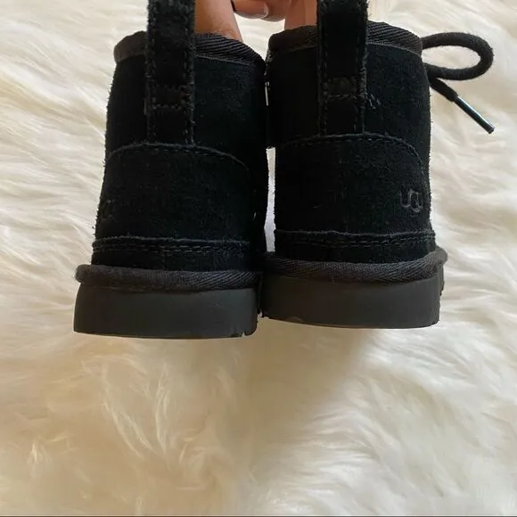 UGG Neumel Black Zip Chukka Boot Unisex Child Size 8