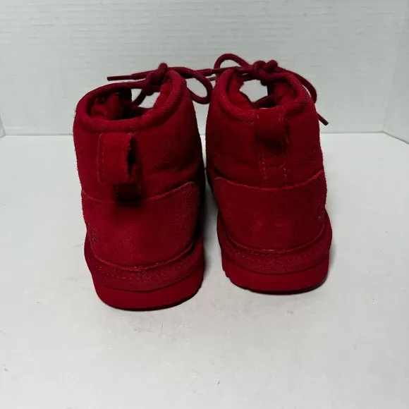 UGG Neumel Chukka Boot Girls size 3