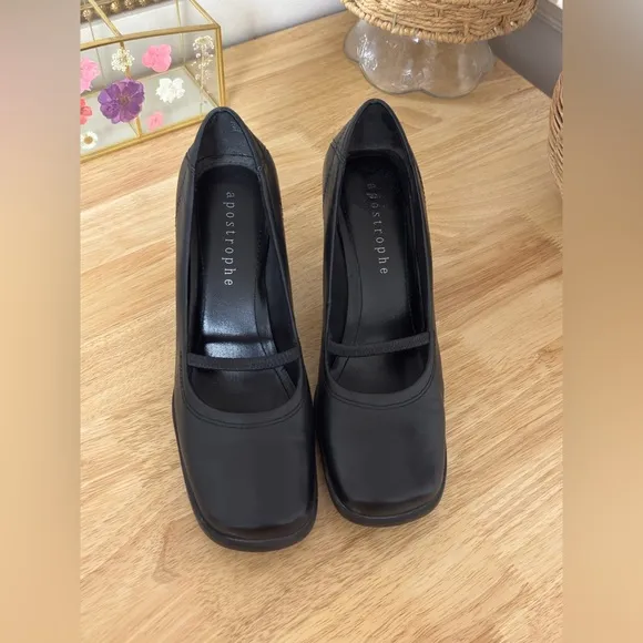 Vintage Apostrophe Black Leather Mary Jane Heels Size 8.5 Classic  Casual