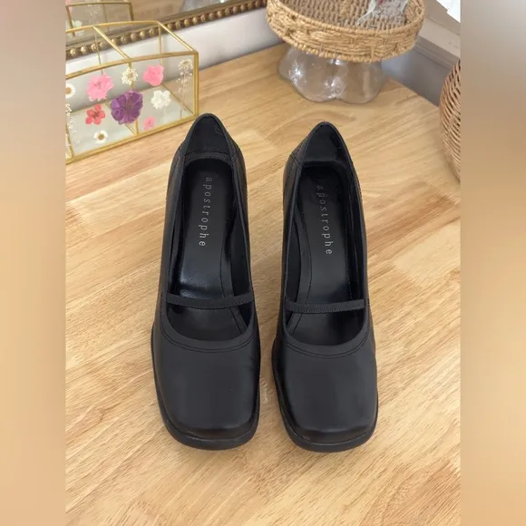 Vintage Apostrophe Black Leather Mary Jane Heels Size 8.5 Classic  Casual