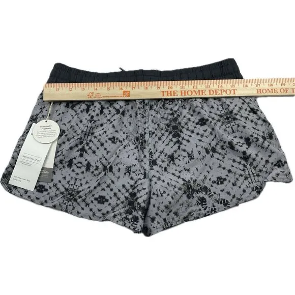 VUORI Clementine Shorts Size Large Gray Shibori. 2.5” Inseam NWT Womens