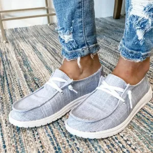 Women's lace-up shoes